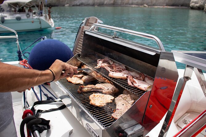 Full-Day Small-Group Cruise in Milos & Poliegos With Lunch - Culinary Delights and Dining Experience