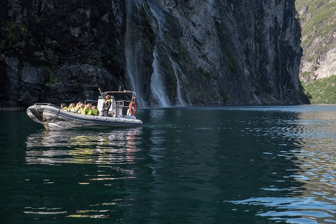 Geiranger: RIB Fjordsafari Geirangerfjord - Meeting Point and Logistics