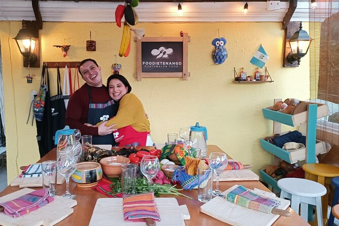 Guatemalan Cooking Class & Market Tour - Meeting & Transportation