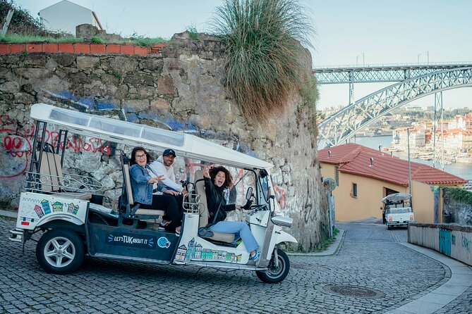Half Day Private Tour of Porto and Afurada Village on a Tuk Tuk - Customer Reviews and Experiences