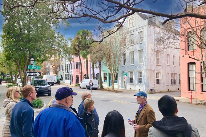 Hidden Alleyways and Historic Sites Small-Group Walking Tour - Focus on History and Events