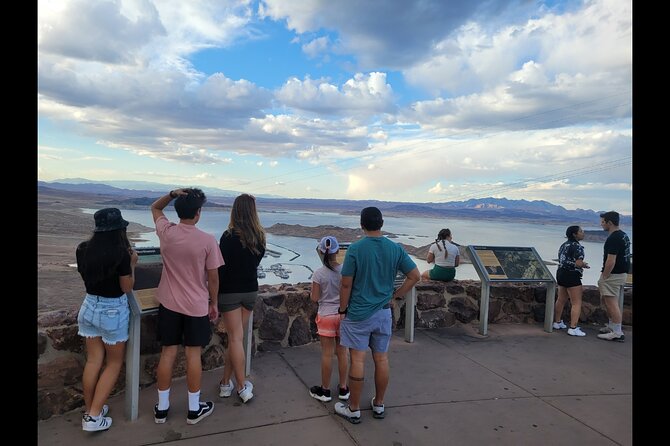 Hoover Dam Tour by Luxury SUV - Sights and Highlights