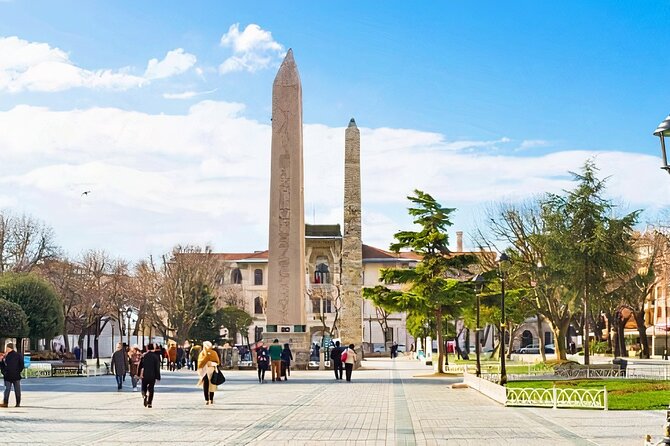 Istanbul Must See:Hagia Sophia Bluemosqu Topkapı Basilica Cistern Bosphorus Tour - Key Attractions