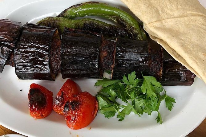 Istanbul Traditional Food Tour With Dinner on Off-Touristy-Path - A Journey Across the Bosphorus Strait
