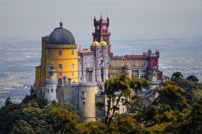 Lisbon: Sintra, Pena Palace, Cape of Roca & Cascais - Guided Tour - Visiting Historic Sintra
