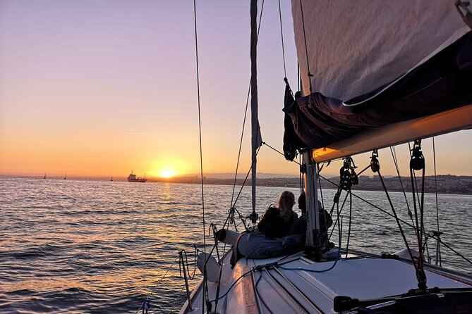 Lisbon Sunset Sailing Cruise With a Drink-2h Small Group Tour - Reviews and Ratings