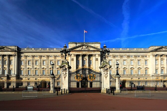London Sightseeing Walking Tour With 30+ Sights - Accessibility and Participation