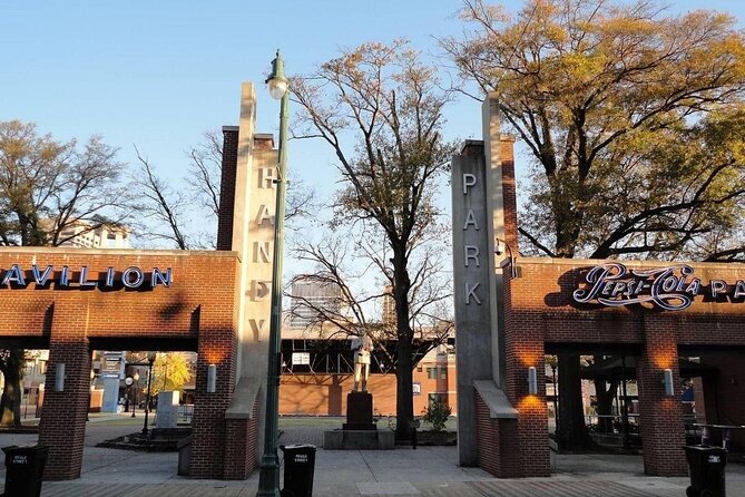 Memphis Discovery Tour With Riverboat Cruise on Mississippi River - Notable Sites and Memphis Landmarks on the Tour
