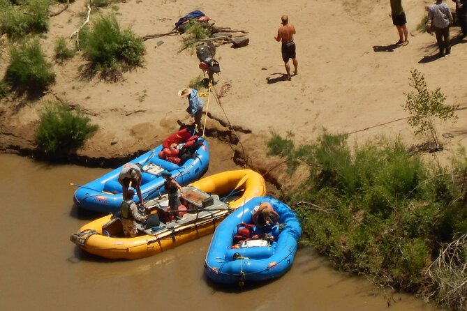 Moab Combo: Colorado River Rafting and Canyonlands 4X4 Tour - Breathtaking Scenery and Natural Wonders