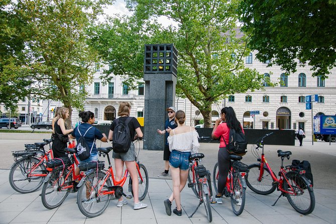 Munich City Bike Tour + Beer Garden Lunch Stop - Safety and Accessibility