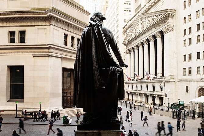 New York Must See Landmarks Half-Day Tour - Group Size and Accessibility