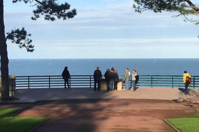 Normandy D-Day Landing Beaches Small-Group Day Trip From Paris - Traveler Experiences