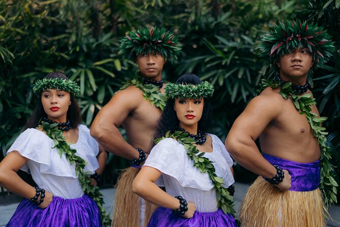Paina Waikiki Luau at Waikiki Beach Marriott - Music and Dance Performances