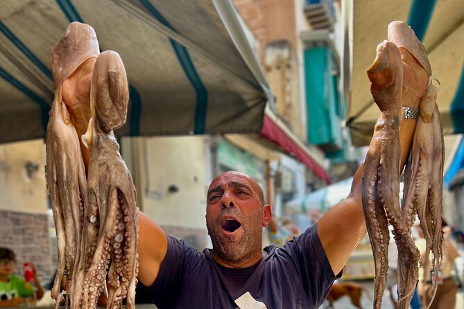 Palermo Walking Food Tour With Secret Food Tours - Meeting Points and Accessibility