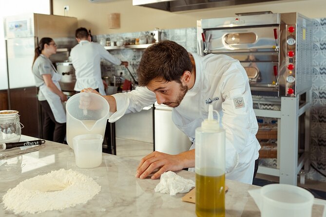 Palermos Delight: Unleash the Secrets of Pizza and Gelato Making - Meeting Point and Accessibility
