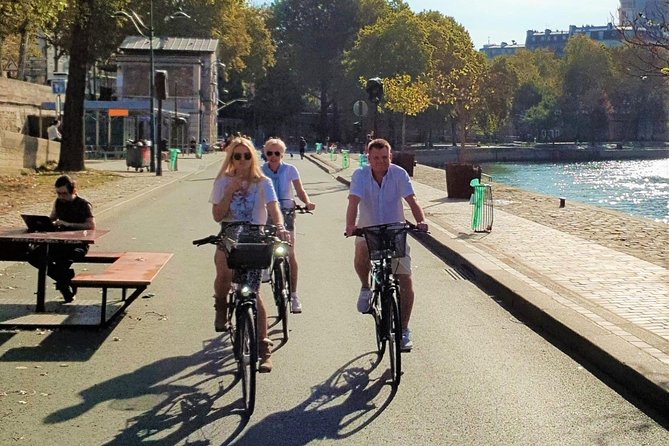 Paris: Charming Nooks and Crannies Bike Tour - Activities