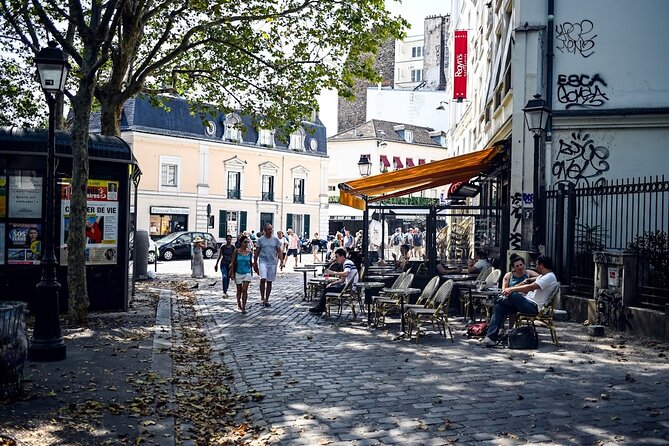 Paris Chocolate and Pastry Tour With Secret Food Tours - Seasonal Offerings