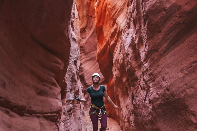 Peekaboo Slot Canyon UTV and Hiking Adventure - Hiking the Narrow Slot Canyon