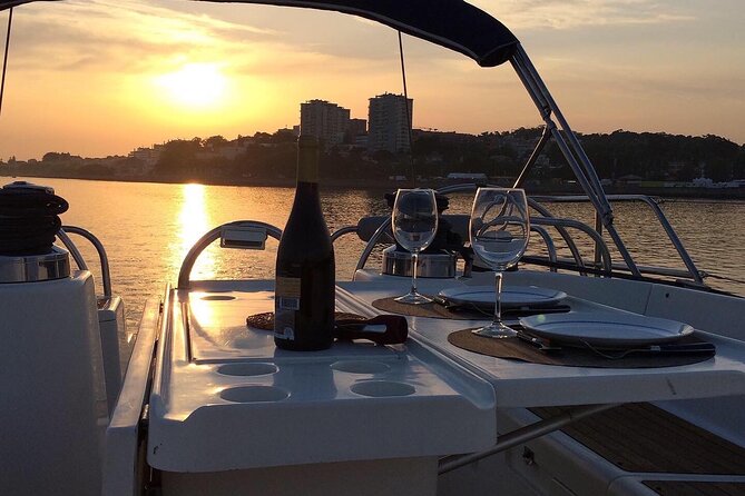 Porto: Boat Tour by the Douro River With Wine and Snacks Included - Customer Reviews and Feedback
