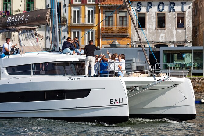 Porto Douro River Sightseeing Sailing Cruise at Sunset or Daytime - Guest Feedback and Reviews