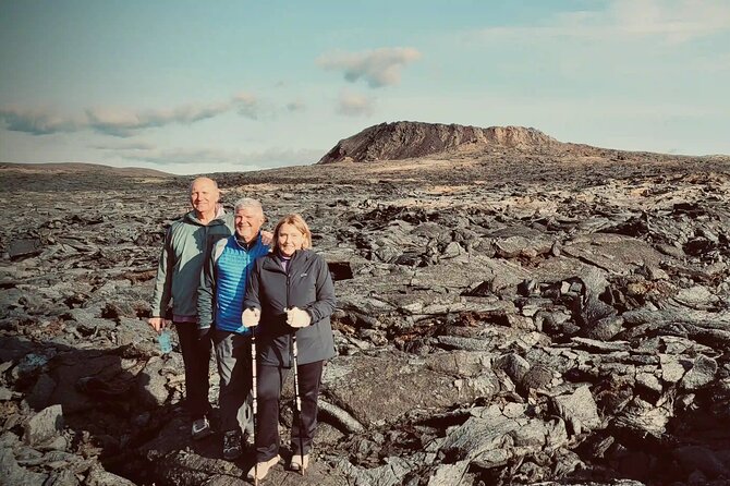 Private Premium Volcano Hike With Local Geology Enthusiasts - Duration and Weather Considerations