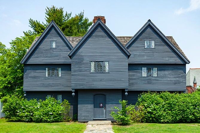 Requiem for Salem Walking Ghost Tour - Chilling Locations on the Tour