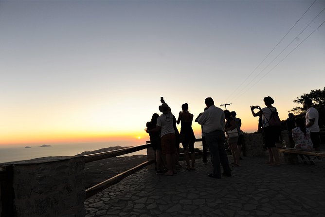 Santorini 5 Hour Custom Private Sightseeing Tour - Tour Experience and Guides