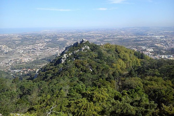 Sintra, Pena Palace, Cabo Roca, Cascais Small Group From Lisbon - Skilled and Knowledgeable Guides