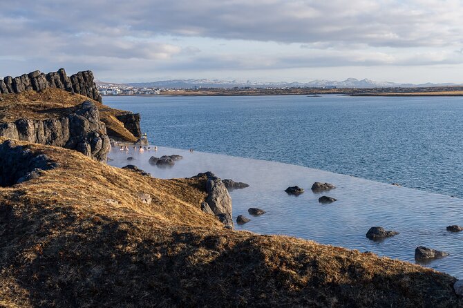 Sky Lagoon With Skjól Ritual Spa and Transfers From Reykjavik - Meeting and Pickup Options
