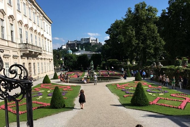 Sound of Music / Hallstatt Tour - Group Size and Accessibility