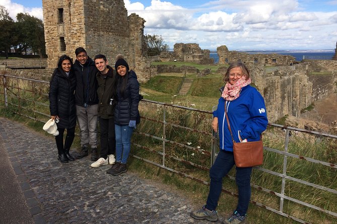 St Andrews Must-Sees Daily Walking Tour (11am & 2pm) - Accessibility and Transportation