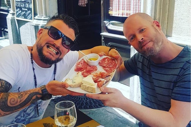 Street Food Tour DLuxe | Tastes of Turin - Semi Private Tour - Guided by Culinary Experts