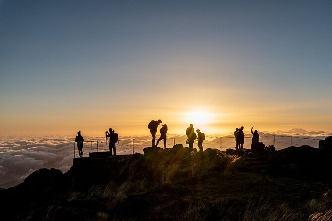 Sunrise Transfer To Pico Do Arieiro, Hike To Pico Ruivo & Return From Teixeira - Meeting Point and Parking Options