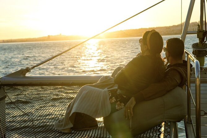 Sunset Experience: Lisbon Boat Cruise With Music and a Drink - Drink Options Included