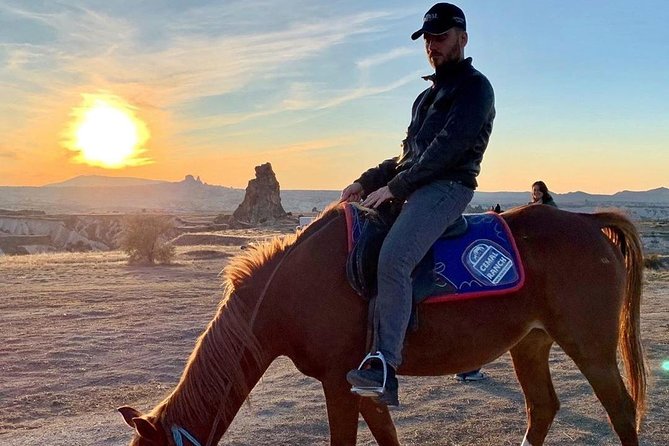 The Best Sunset Horseback Riding Tours in Cappadocia - Meeting and Pickup Information