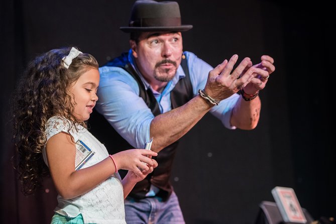 The Outta Control Magic Comedy Dinner Show in Orlando - Venue and Accessibility Details