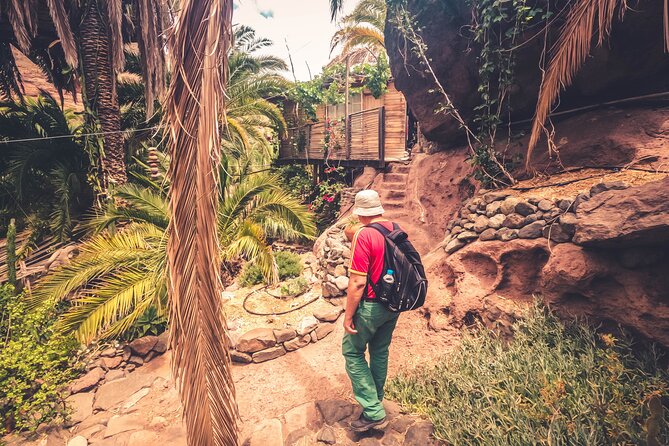 The Red Canyon Tour - Small Group Trip With Local Food Tasting ツ - Recommendations and Requirements