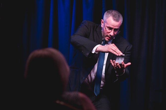 (Thur 7pm) Comedy Magic Show Includes 1x Pizza & 2 Glasses of Prosecco - Customer Guidelines