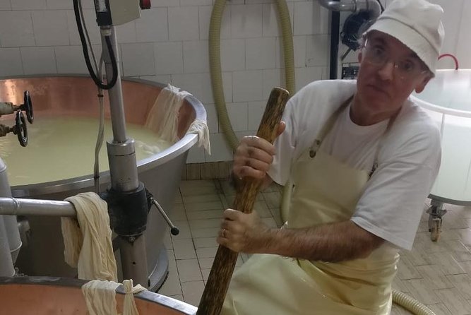 Tour Parmigiano Reggiano Dairy and Parma Ham - Unveiling the Secrets of Parma Ham