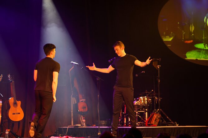 Trad on the Prom - Irelands #1 Music, Song & Dance Experience - Venue and Accessibility