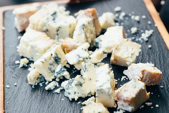Ultimate London Cheese Crawl : Guided Food Tour - Guide Highlights