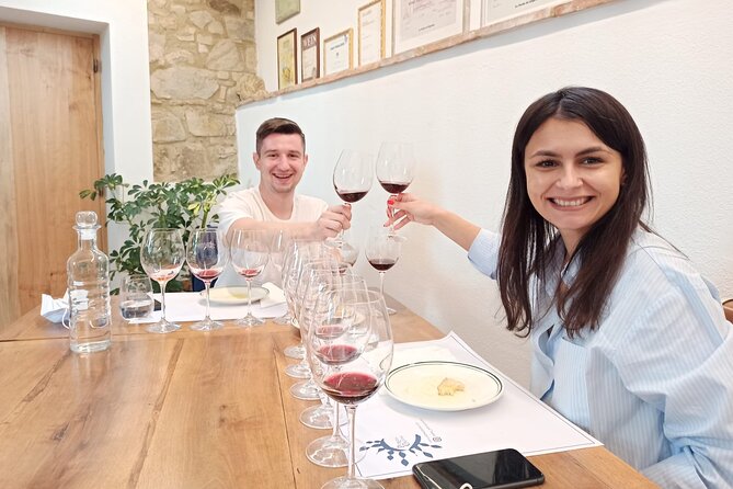 Val Dorcia Brunello Wine Tour With Montalcino and Montepulciano - Transportation and Comfort