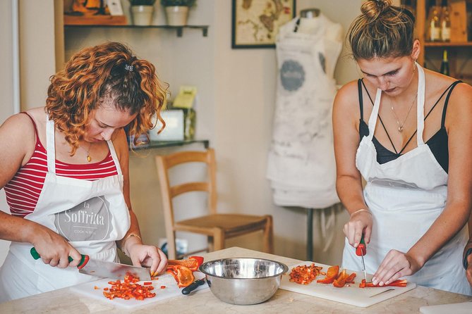 Verona: Traditional Italian Cooking Class With Pasta and Tiramisù - Risotto: Perfecting the Creamy Delight