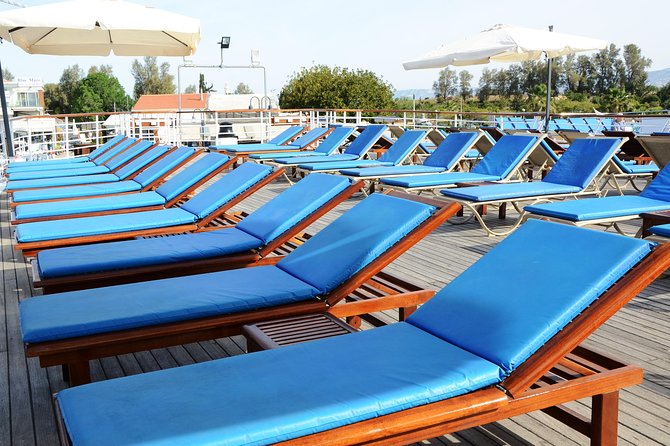 Wave Dancer Sunshine Full Day Cruise - All Inclusive - Snorkeling and Swimming Experiences