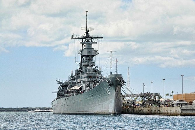 WWII Pearl Harbor Heroes Deluxe Tour - Battleship Missouri Memorial: Witnessing the End of WWII