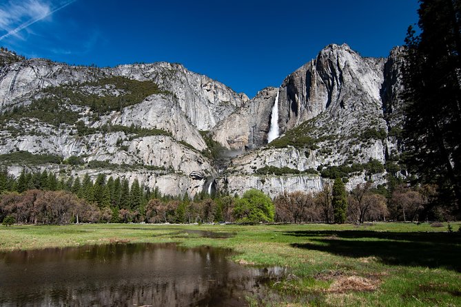 Yosemite National Park 2-Day Tour From San Francisco - Admiring the Panoramic Views at Tunnel View