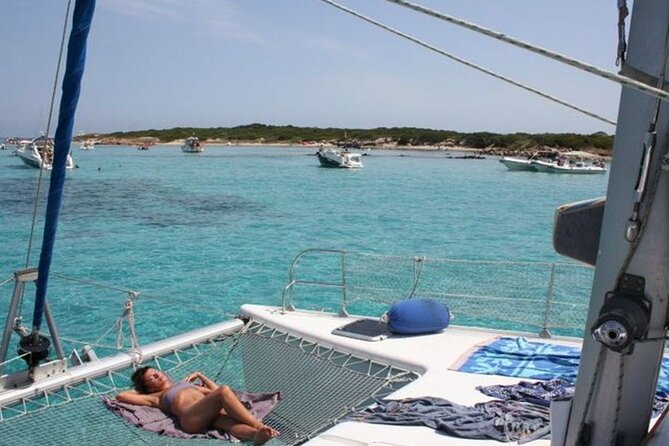 2-Catamaran Tour From Cannigione to the Maddalena Archipelago - Onboard Amenities