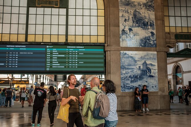 3-Hour Private Guided Walking Tour of the BEST of Porto - Accessibility and Cancellation