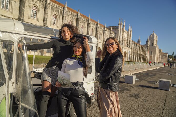 4 Hour Lisbon Private Guided Tour via Tuk Tuk - Transportation and Meeting Details