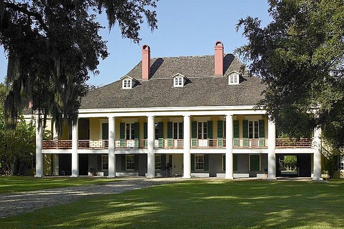 Airboat Swamp and Destrehan Plantation Tour From New Orleans - Scenic Drive Along Lake Pontchartrain